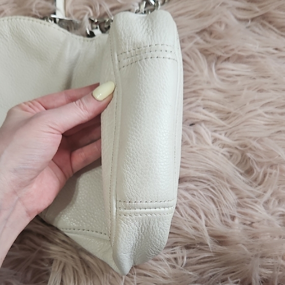 Michael Kors White Pebbled Leather Flap Crossbody - Picture 5 of 8